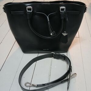 Michael KORS Chic Black Leather Tote with Strap